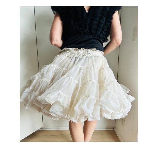 VTG  Crinoline Tulle Slip Size M/L Stretchy Waist Off White USA made petticoat - Picture 7 of 10